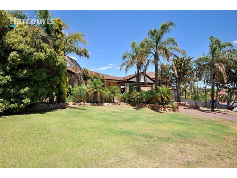 16 Essex Court, Quinns Rocks WA 6030