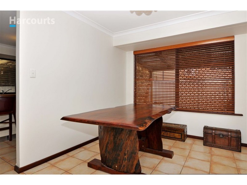 16 Essex Court, Quinns Rocks WA 6030