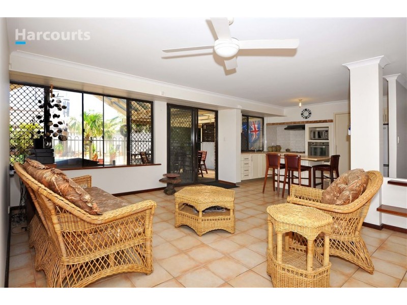 16 Essex Court, Quinns Rocks WA 6030