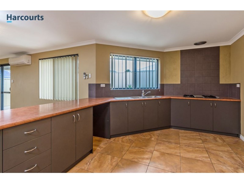 24 Carbine Loop, Banksia Grove WA 6031