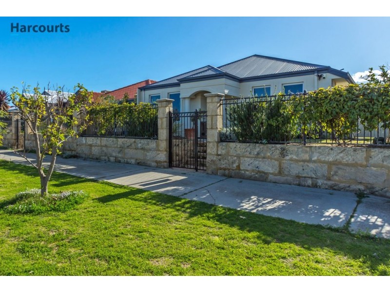 25 Haslingfield Way, Butler WA 6036