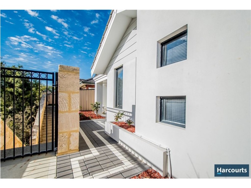 2 Miami Lane, Clarkson WA 6030