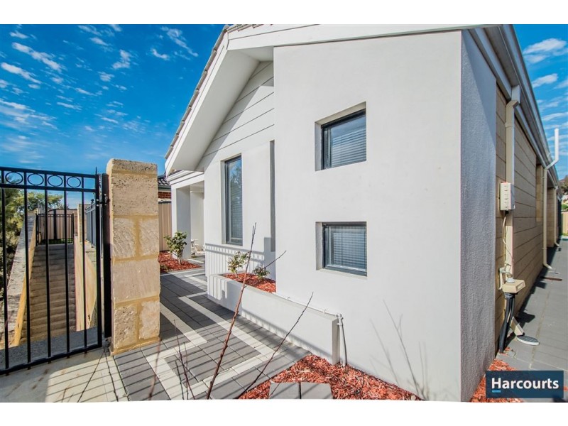 2 Miami Lane, Clarkson WA 6030