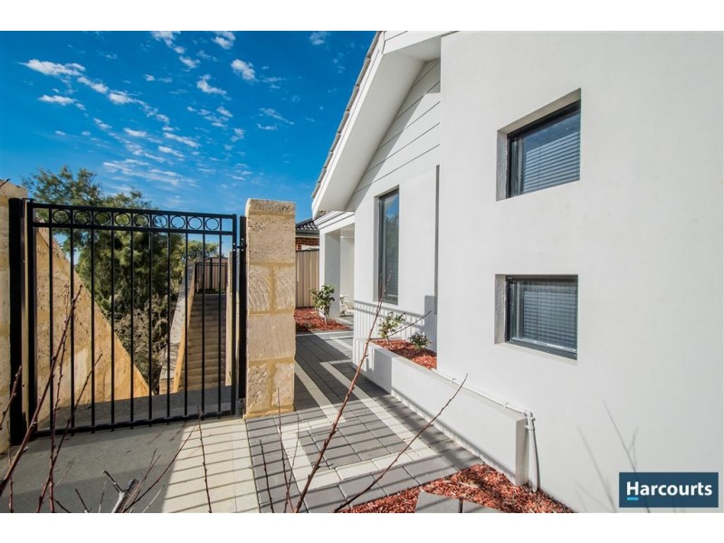 2 Miami Lane, Clarkson WA 6030