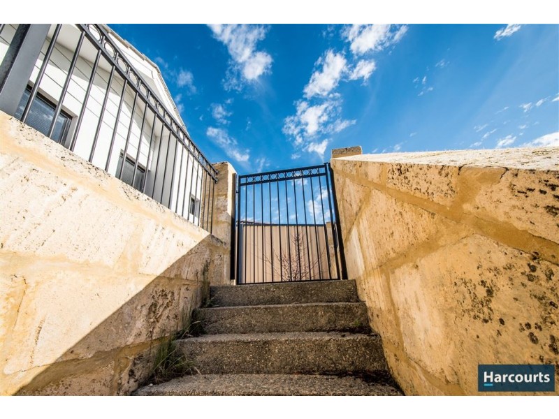 2 Miami Lane, Clarkson WA 6030