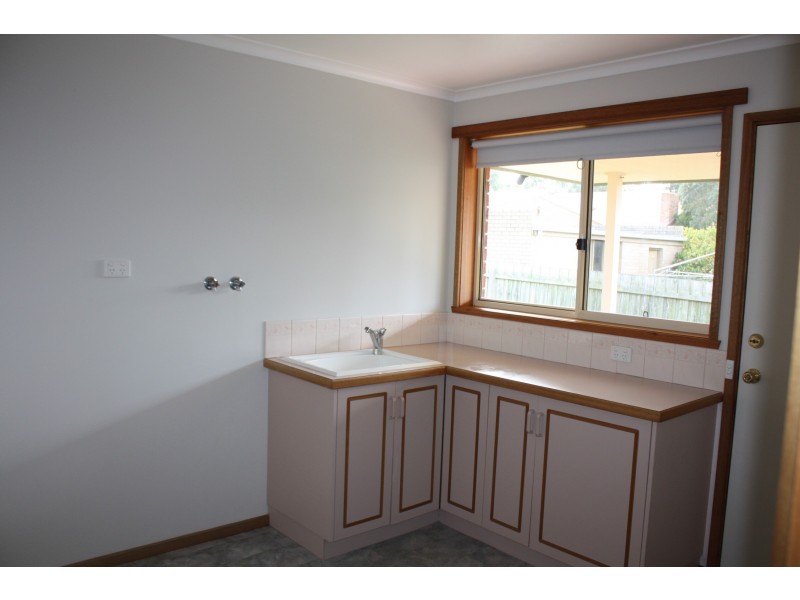 25 Pier Rd, Inverloch VIC 3996