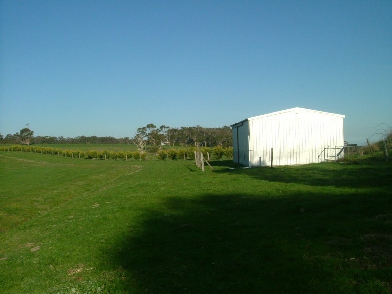 10 Lolands Road, Kongwak VIC 3951