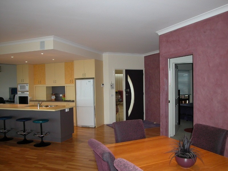 9 Cross Street, Outtrim VIC 3951