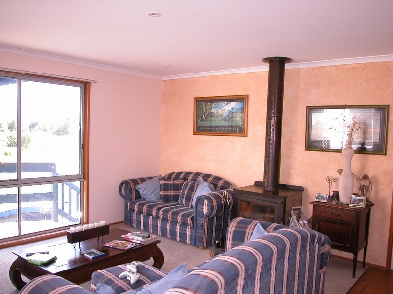 35 Treadwells Road, Inverloch VIC 3996