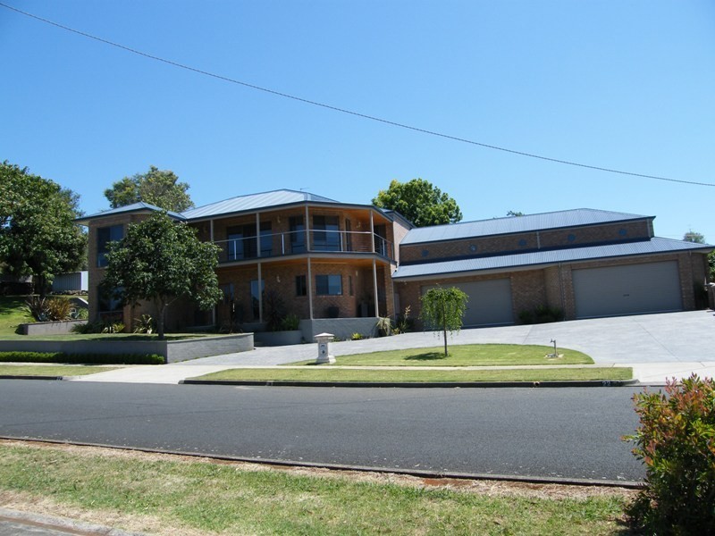 22 Valley View Crescent, Leongatha VIC 3953