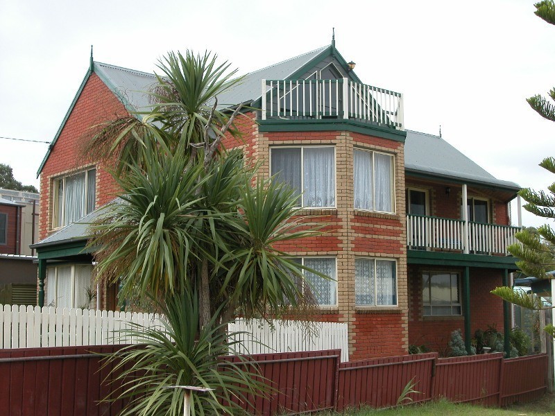 12 Cuttriss Street, Inverloch VIC 3996