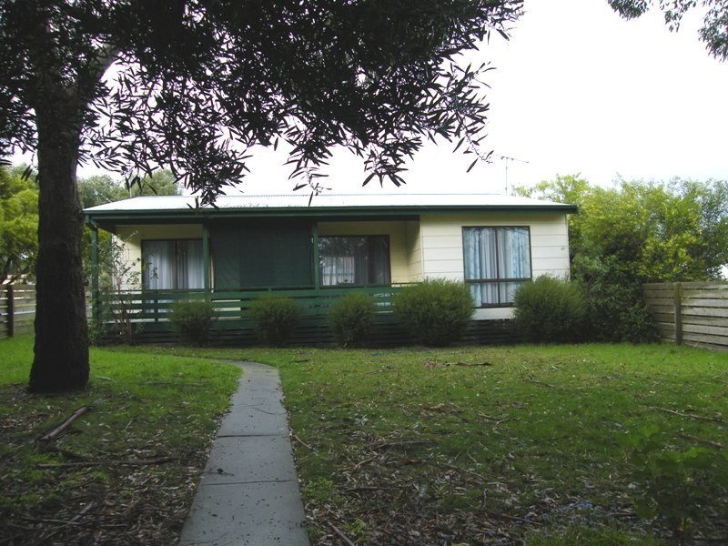 22 Cashin Street, Inverloch VIC 3996