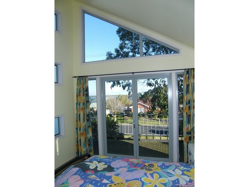 57 Bayview Avenue, Inverloch VIC 3996