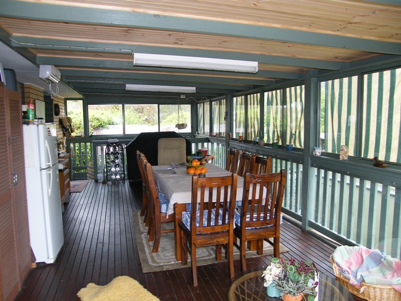 41 Sandy Mount Avenue, Inverloch VIC 3996