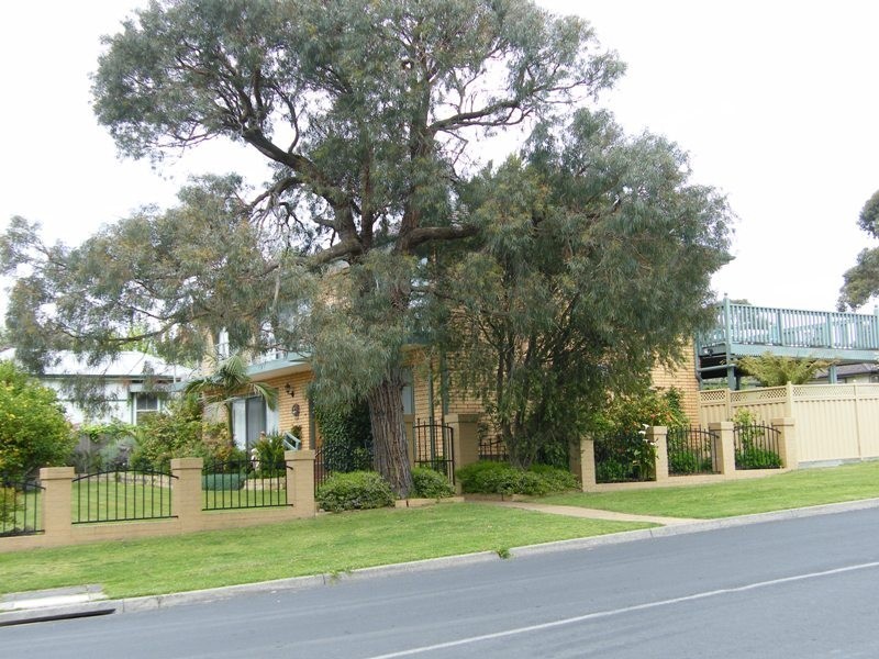 41 Sandy Mount Avenue, Inverloch VIC 3996