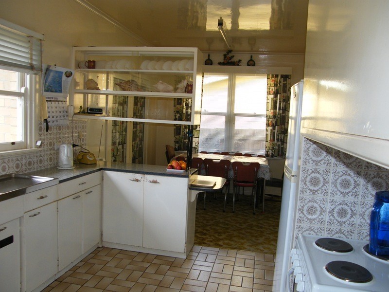 34 Bayview Avenue, Inverloch VIC 3996