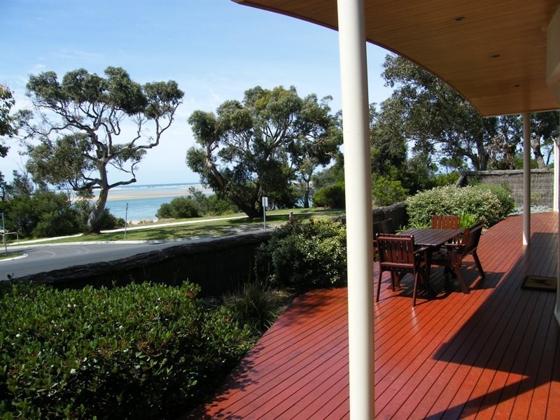 1 Miller Terrace, Inverloch VIC 3996