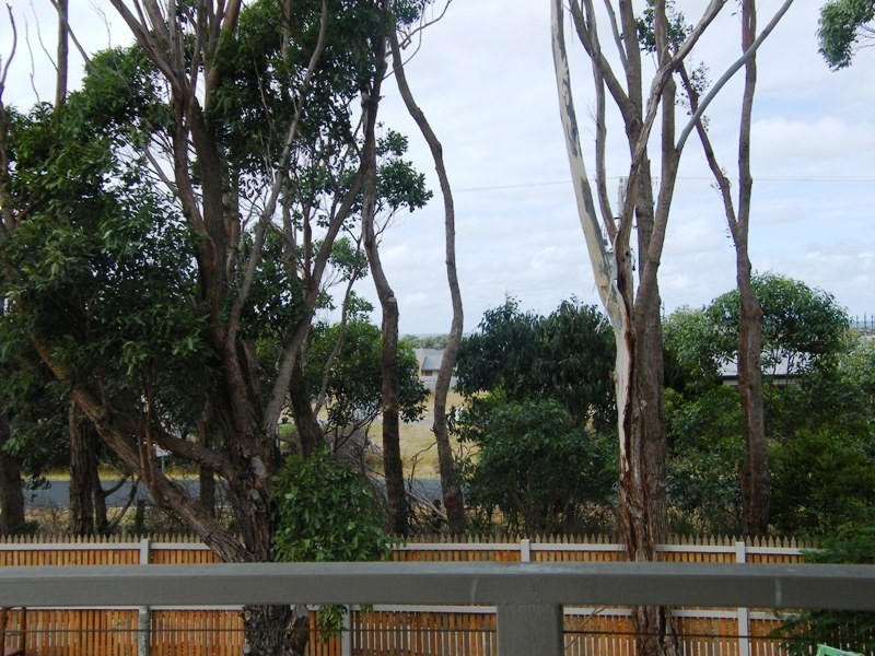13 Hobsons Place, Inverloch VIC 3996