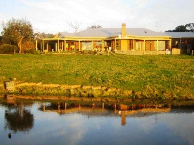 310 Sewells Road, Koonwarra VIC 3954