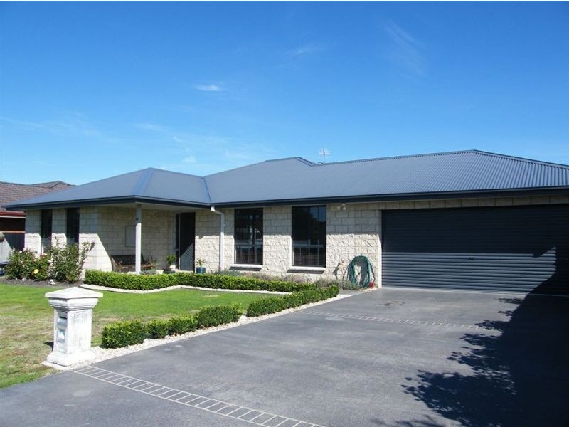 44 Royal Parade, Inverloch VIC 3996