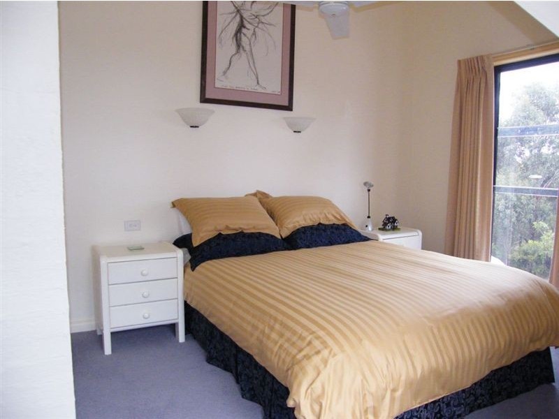 120 Albert Ruttle Drive, Inverloch VIC 3996