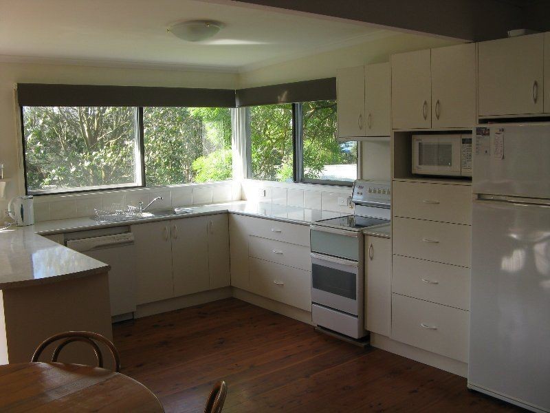 11 The Boulevarde, Sandy Point VIC 3959