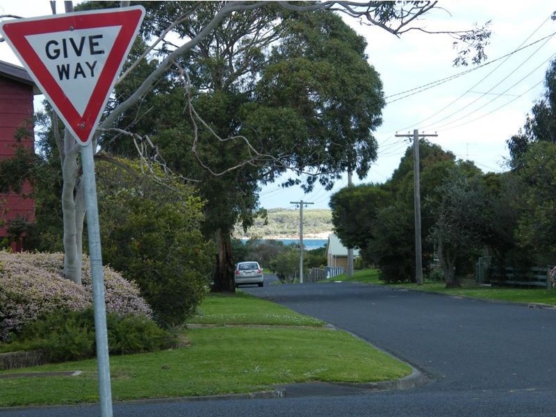 113 Bayview Avenue, Inverloch VIC 3996