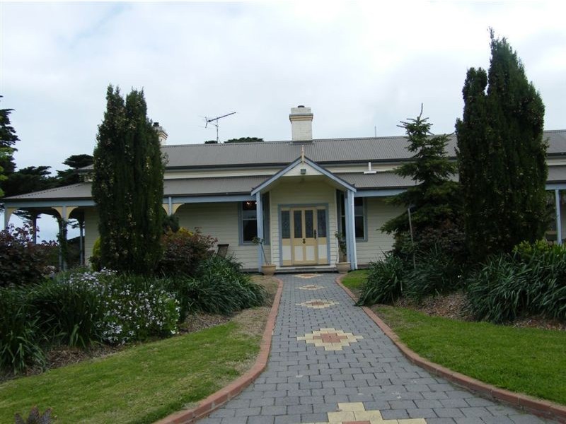 130 Cape Paterson Inverloch Road, Inverloch VIC 3996