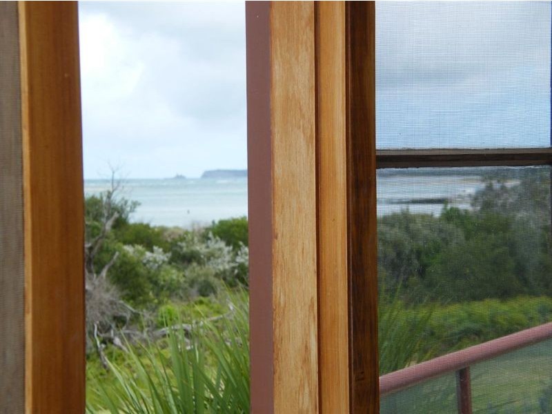 71 The Esplanade, Inverloch VIC 3996