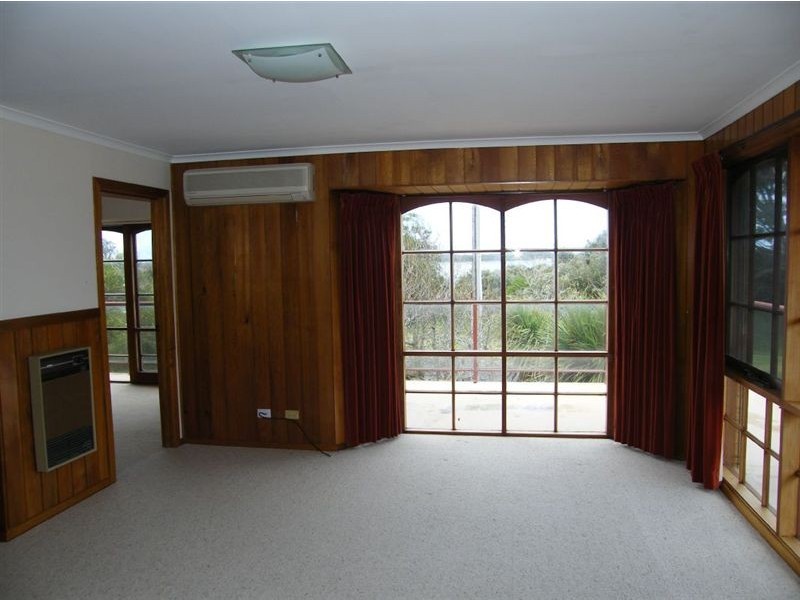 71 The Esplanade, Inverloch VIC 3996