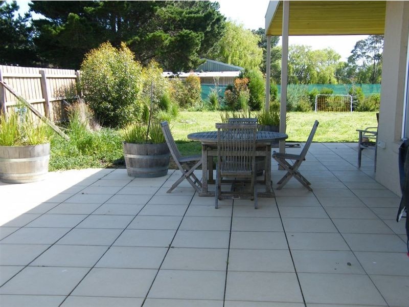 20 Paperbark Place, Inverloch VIC 3996