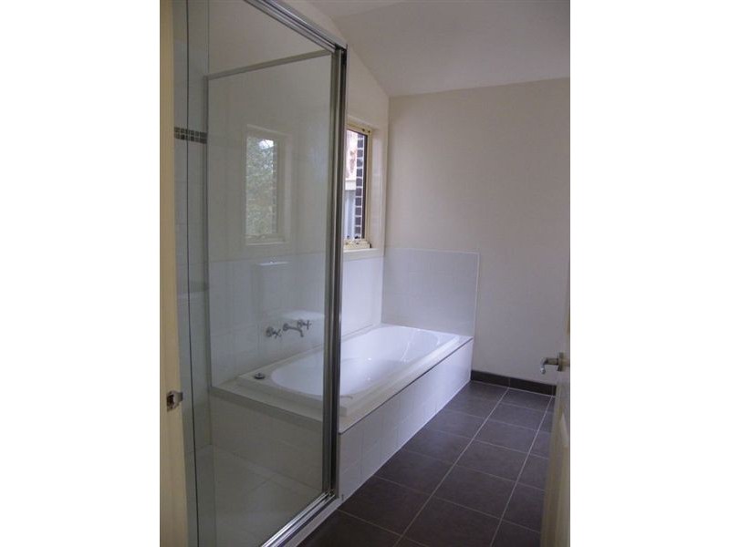 25 Powlett Street, Inverloch VIC 3996