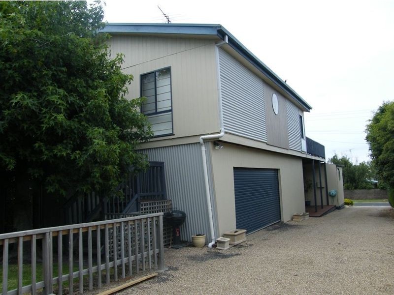 91 Bayview Avenue, Inverloch VIC 3996