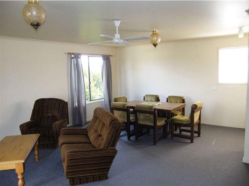 4 Roscrea Crescent, Walkerville VIC 3956