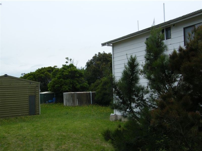 4 Roscrea Crescent, Walkerville VIC 3956