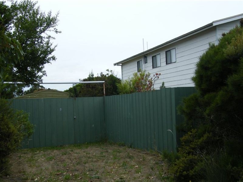 4 Roscrea Crescent, Walkerville VIC 3956