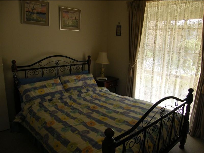 4/2-4 Pymble Avenue, Inverloch VIC 3996