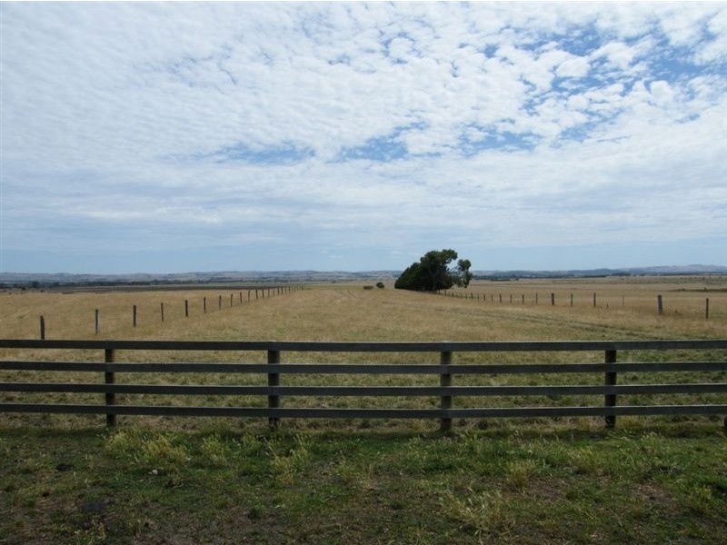 5355 Bass Highway, Inverloch VIC 3996