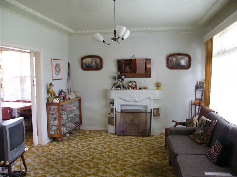 34 Bayview Avenue, Inverloch VIC 3996