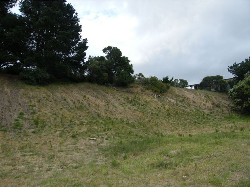 31-33 Crichton Cresent, Venus Bay VIC 3956