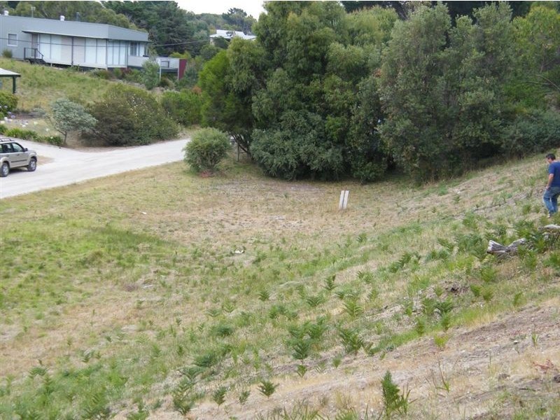 31-33 Crichton Cresent, Venus Bay VIC 3956