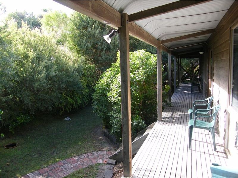 216 Surf Parade, Inverloch VIC 3996