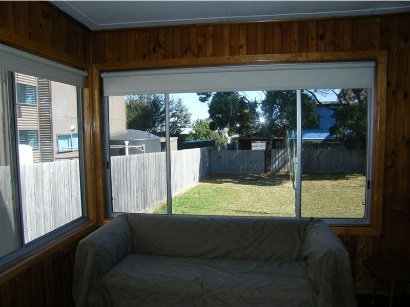 8 Kenneth Street, Inverloch VIC 3996