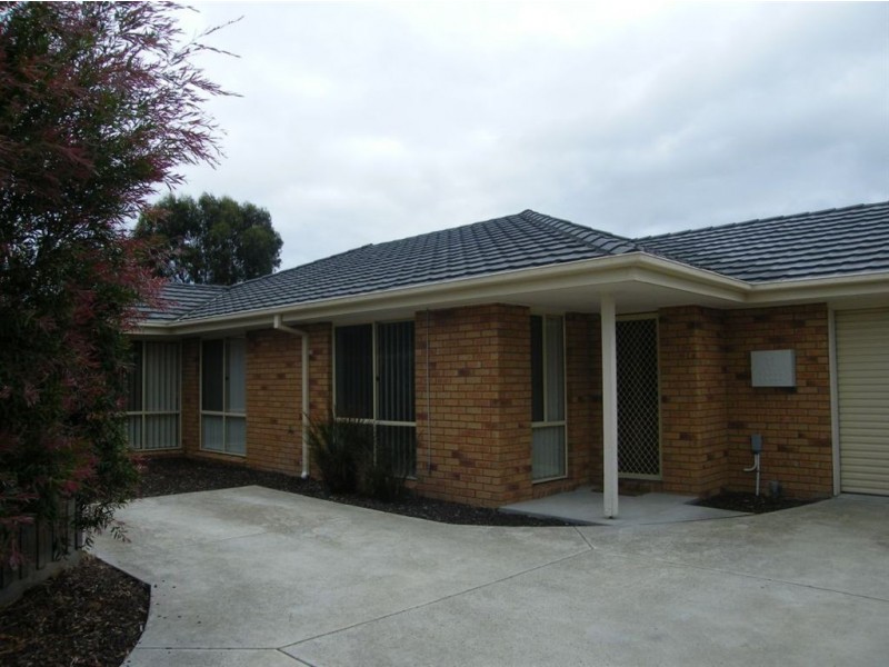 2/20 Powlett Street, Inverloch VIC 3996