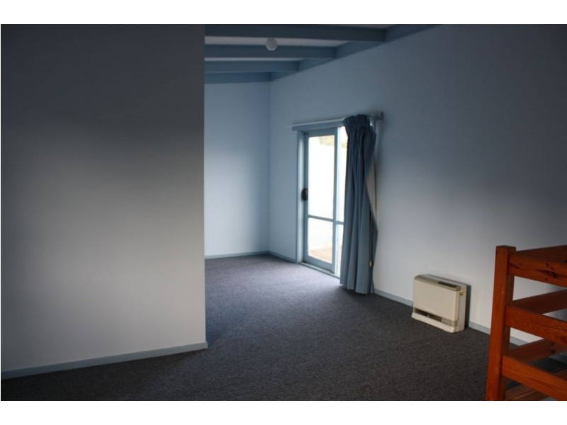 71 Bayview Avenue, Inverloch VIC 3996