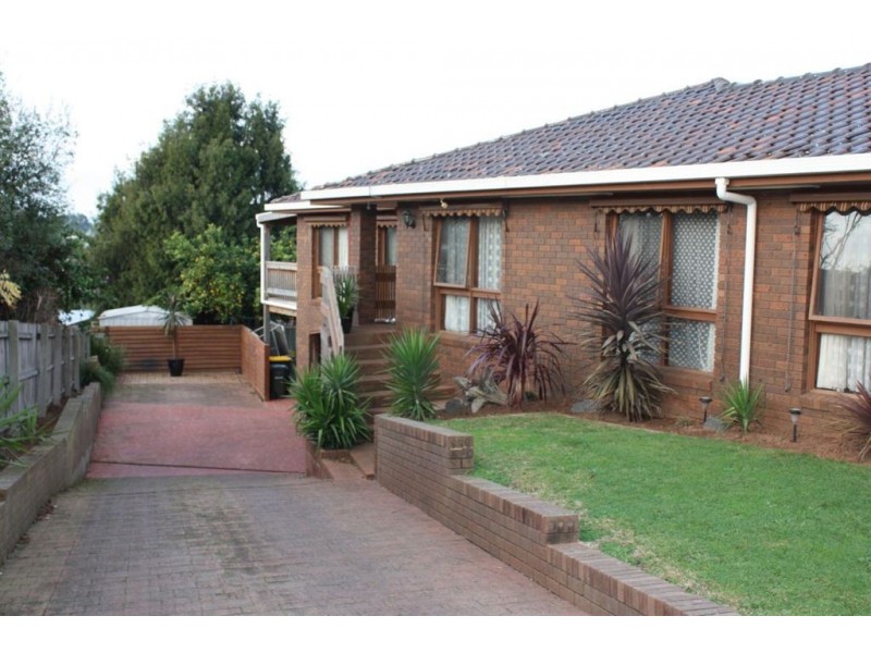 10 Walsh Court, Leongatha VIC 3953