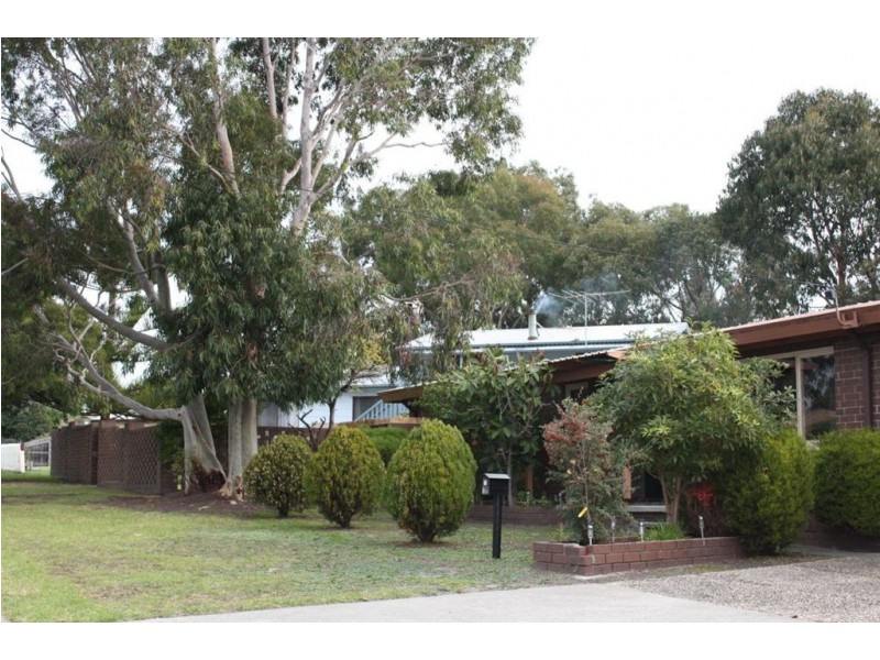 73 Sandy Mount Avenue, Inverloch VIC 3996