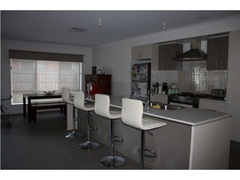 18 Royal Parade, Inverloch VIC 3996