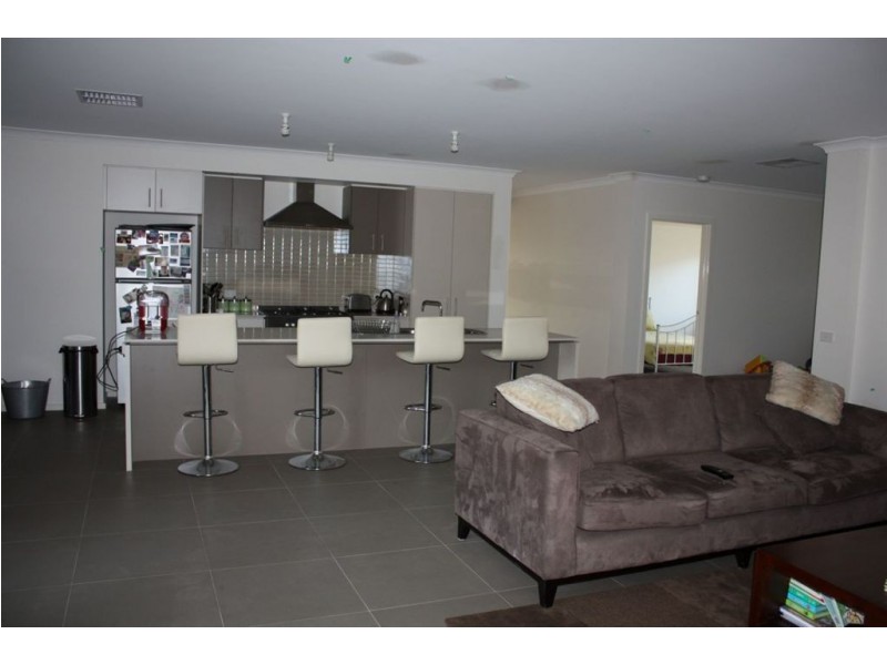 18 Royal Parade, Inverloch VIC 3996