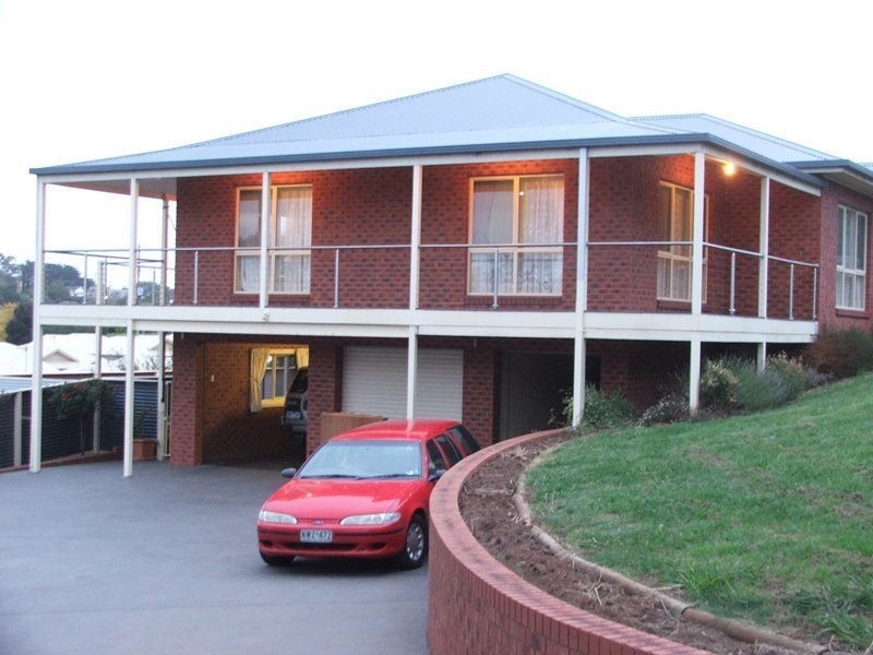 7-9 Warralong Court, Leongatha VIC 3953